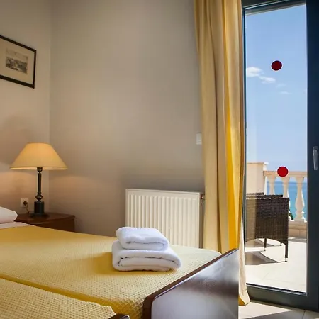 Villa Lourdata Sleeps 6 Pool Wifi Lourdata (Kefalonia)