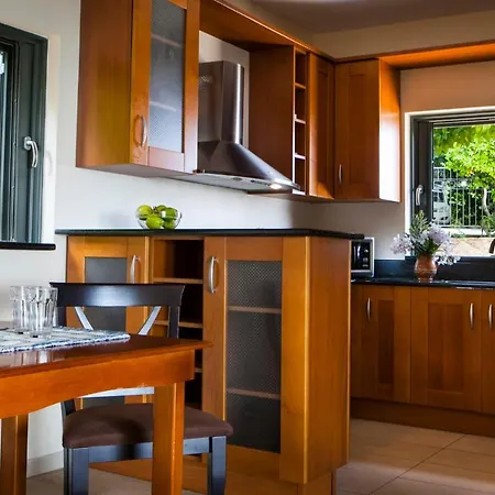Lourdata Sleeps 6 Pool Wifi Villa Lourdata (Kefalonia)