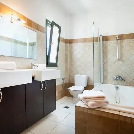 Lourdata Sleeps 6 Pool Wifi * Lourdata (Kefalonia)