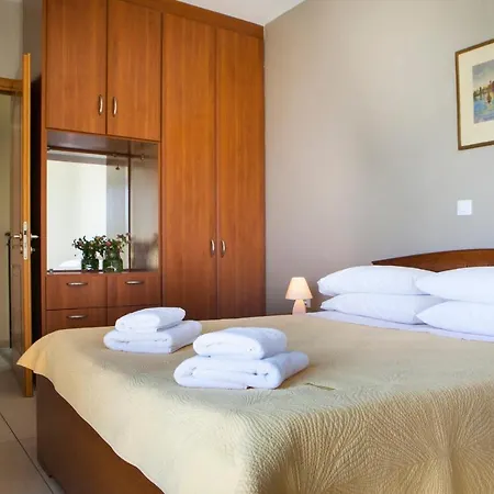 Lourdata Sleeps 6 Pool Wifi * לואורדטה
