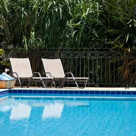 וילה Lourdata Sleeps 6 Pool Wifi לואורדטה